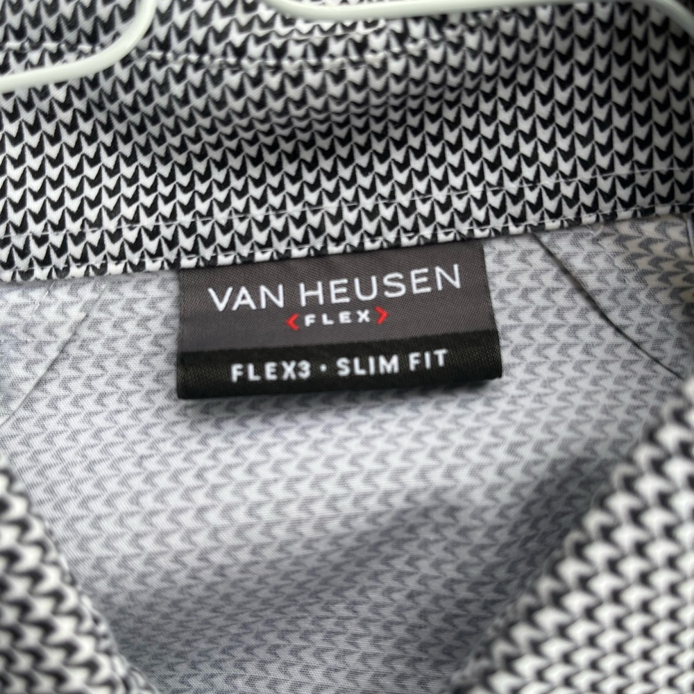 Van Heusen Button-Up - image 3